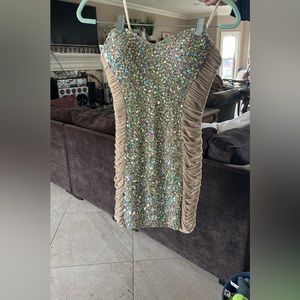 Strapless mini la femme dress